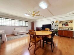 Blk 207 Bukit Batok Street 21 (Bukit Batok), HDB 4 Rooms #594079061